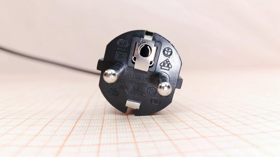 226-270-001 Кабель питания CEE7/7  CEE7/7 - IEC-C13 3G×0.75мм² 1.8M #3