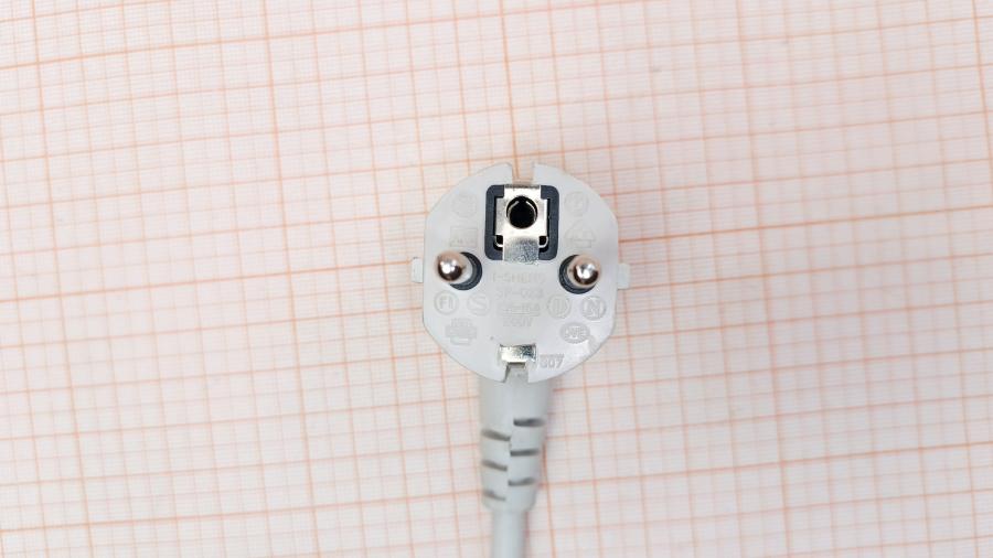 226-269-002 Кабель питания CEE7/7  CEE7/7 Угловой - IEC-C13 3G×0.75мм² 1.8M #3