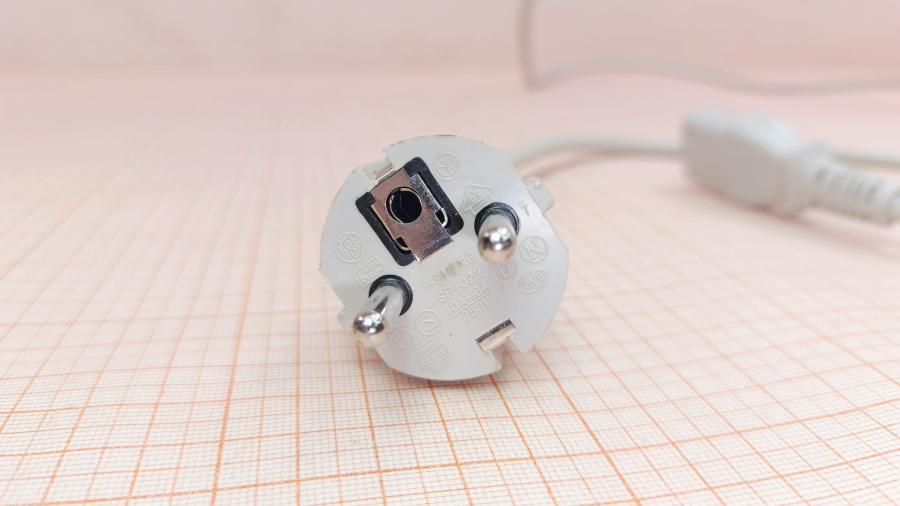 226-270-002 Кабель питания CEE7/7  CEE7/7 - IEC-C13 3G×0.75мм² 1.8M #3