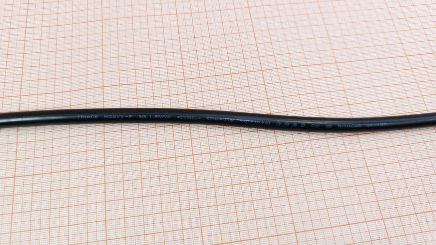 120-131-001 Кабель питания CEE7/7  CEE7/7 Угловой - IEC-C13 3G×1.5мм² 1.5M #6