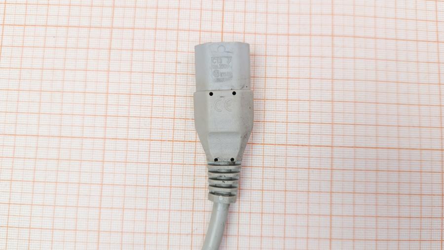 218-278-001 Кабель питания CEE7/7  CEE7/7 - IEC-C13 3G×1.0мм² 2.3M #4