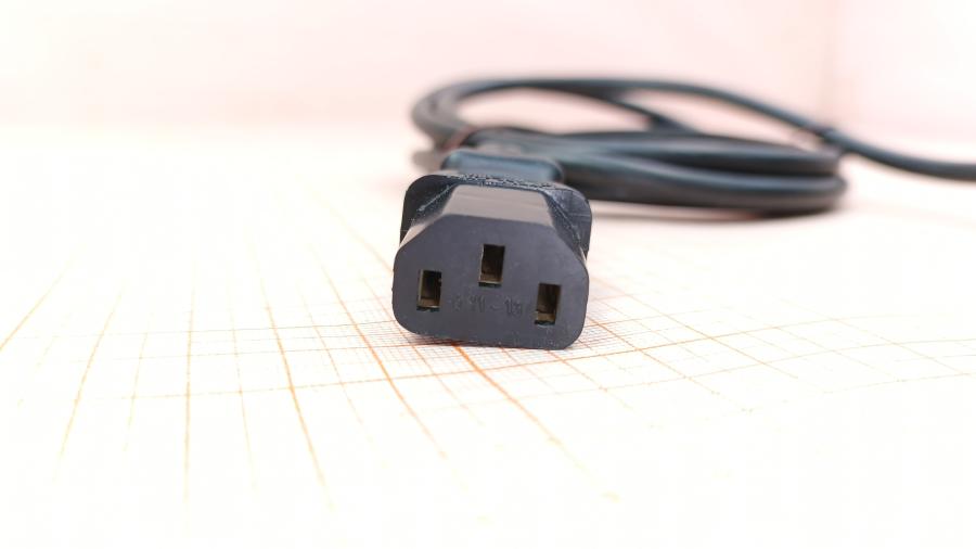 218-279-001 Удлинитель питания IEC-C14  IEC C13 - IEC C14 3G×1.0мм² 1.8m #5