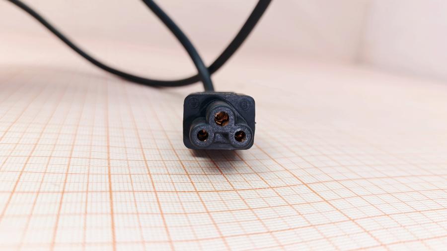 218-280-001 Кабель питания CEE7/7   CEE7/7 - IEC-C5 3G×0.75мм² 1M #5