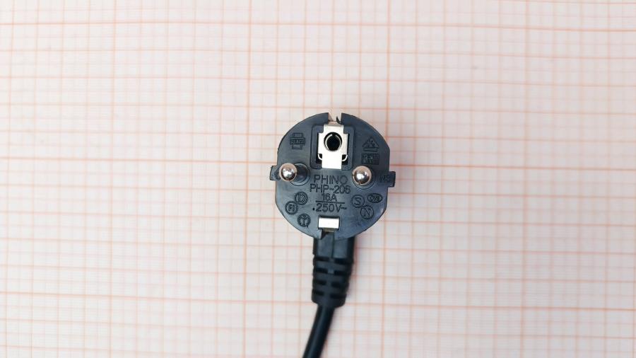 218-282-001 Кабель питания CEE7/7  CEE7/7 Угловой - IEC-C5 3G×0.75мм² 1.8M #3