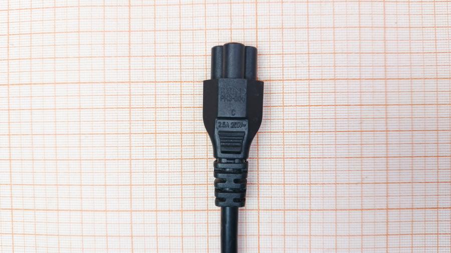 218-282-001 Кабель питания CEE7/7  CEE7/7 Угловой - IEC-C5 3G×0.75мм² 1.8M #4