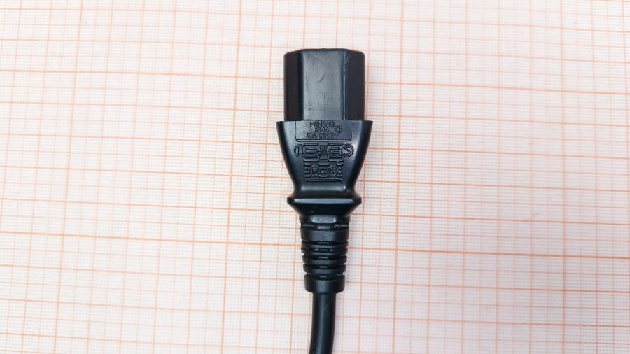 218-284-001 Кабель питания CEE7/7  CEE7/7 - IEC-C13 3G×0.75мм² 2M #4