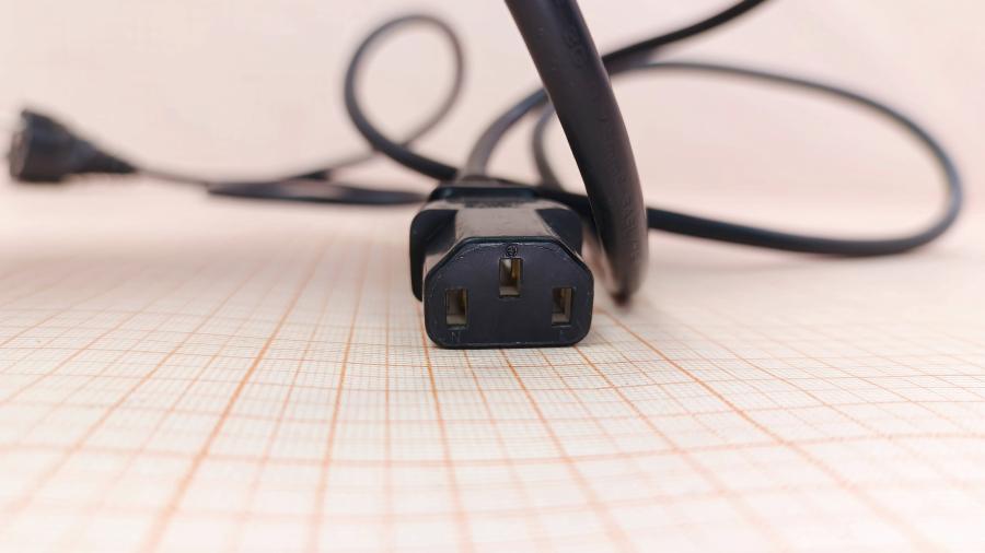 218-284-001 Кабель питания CEE7/7  CEE7/7 - IEC-C13 3G×0.75мм² 2M #5