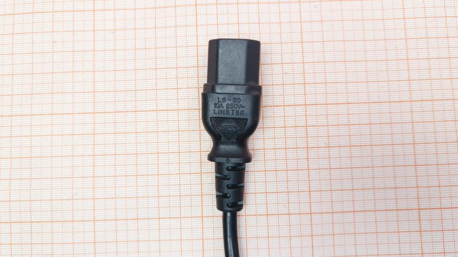 218-287-001 Кабель питания CEE7/7  CEE7/7 Угловой - IEC-C13 3G×0.75мм² 1.9M #4