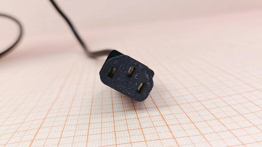 218-276-002 Кабель питания CEE7/7  CEE7/7 Угловой - IEC-C13 3G×0.75мм² 1.5M #5