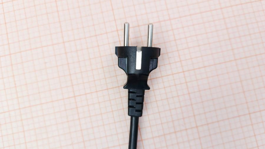 218-290-001 Кабель питания CEE7/7  CEE7/7 - IEC-C13 3G×1.0мм² 1.8M #2