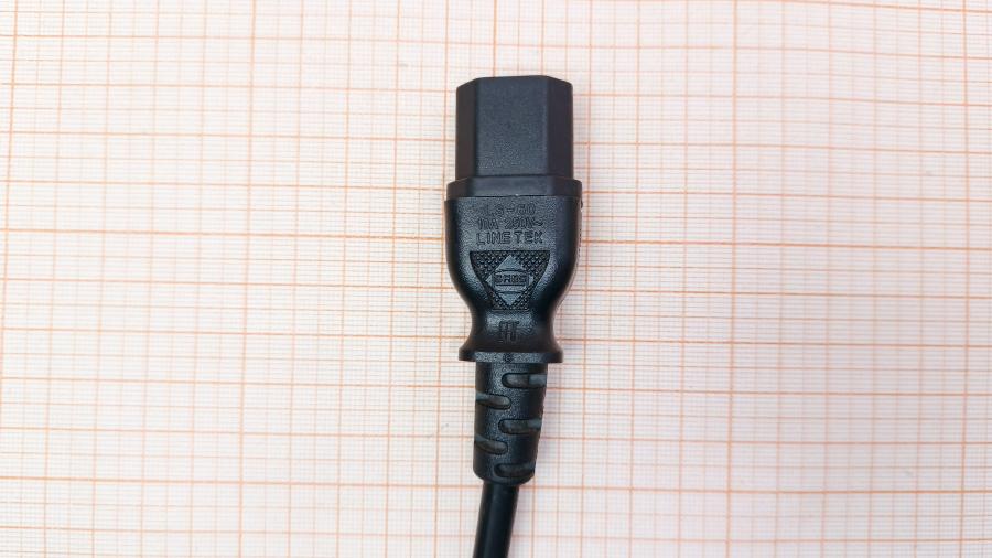 218-290-001 Кабель питания CEE7/7  CEE7/7 - IEC-C13 3G×1.0мм² 1.8M #4