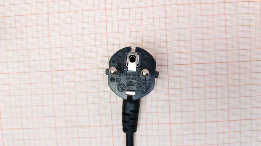 218-291-001 Кабель питания CEE7/7  CEE7/7 Угловой - IEC-C13 3G×1.0мм² 1.8M #3