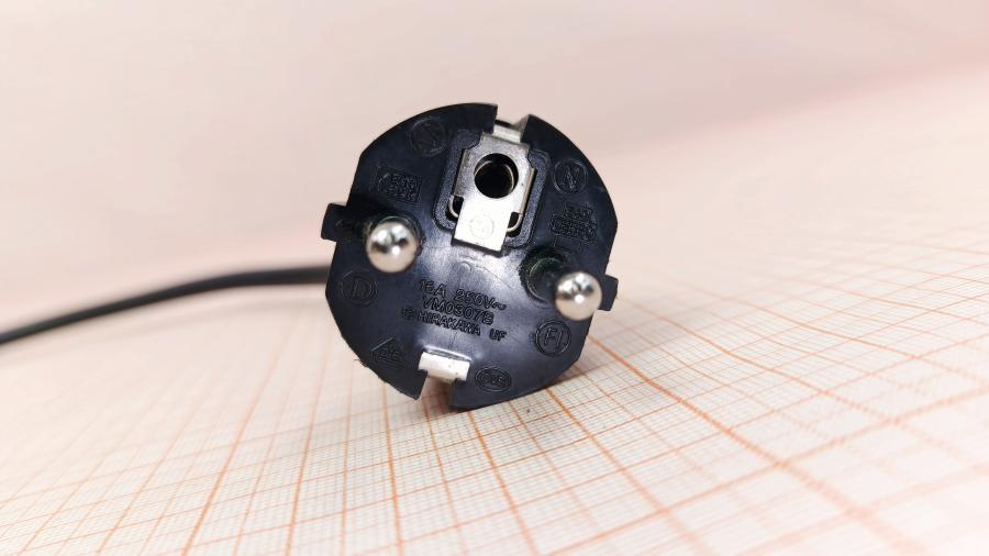 218-296-001 Кабель питания CEE7/7  CEE7/7 - IEC-C13 3G×1.0мм² 3M #3