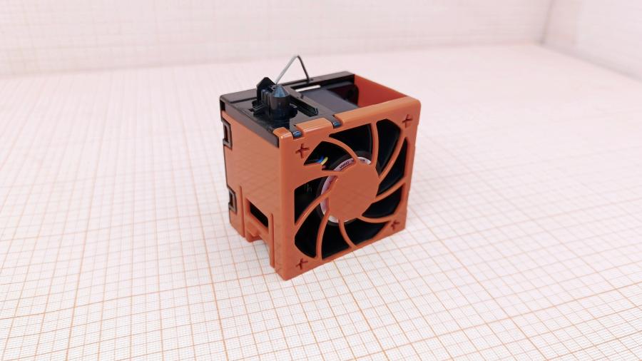 139-207-001 Hot Plug Fan IBM 39M6803 #1