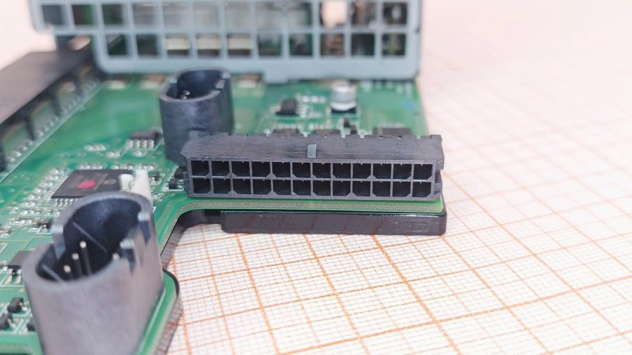 139-210-001 Корзина блоков питания Artesyn 7001139-Y000 #9