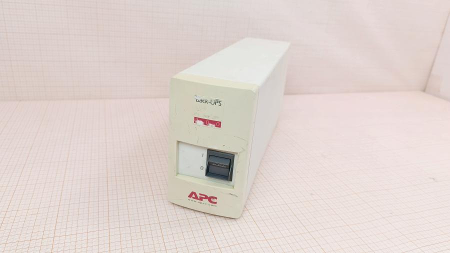 219-358-001 Источник бесперебойного питания APC Back-UPS BK300MI #1