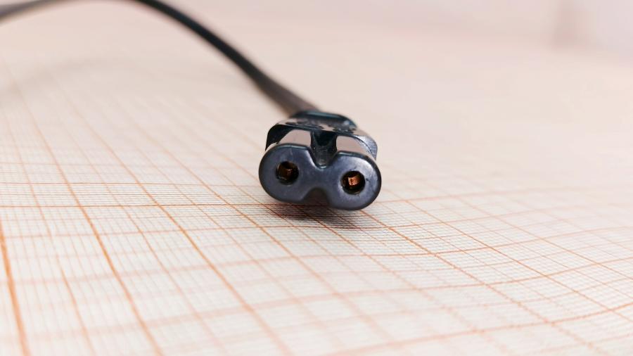 120-158-001 Кабель питания CEE 7/16  CEE7/16 - IEC-C7 2G×0.75мм² 1.8M #5