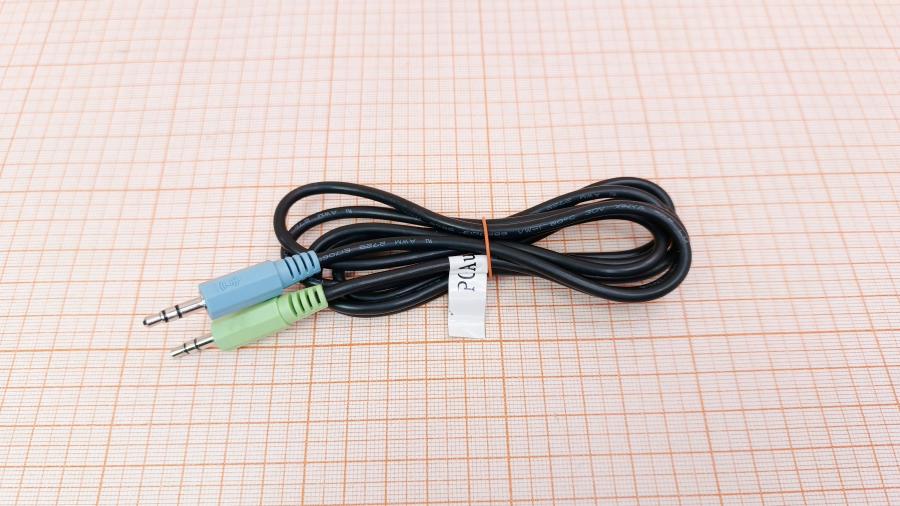120-218-001 Кабель интерфейсный  MiniJack 3.5 - MiniJack 3.5 1.4m #1