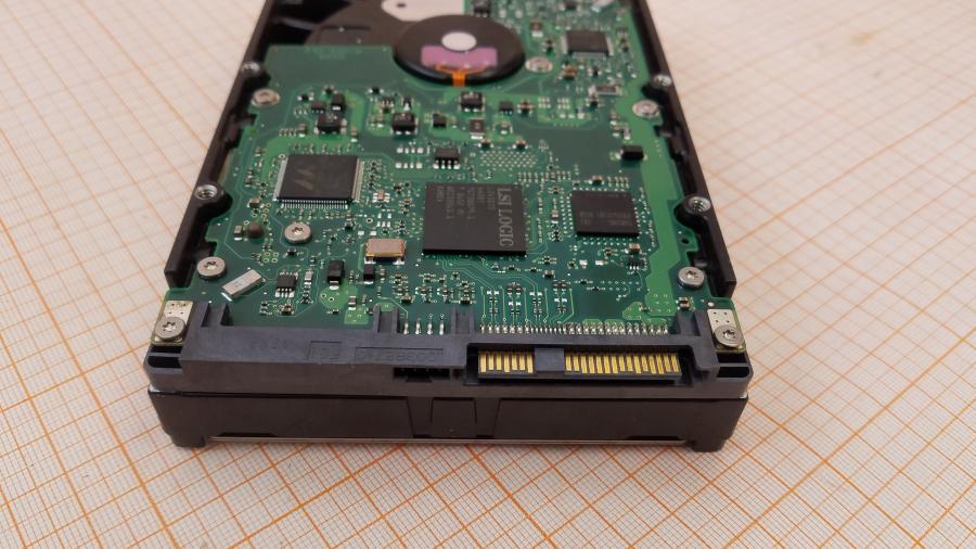 194-079-001 HDD 3.5" SAS IBM 39R7340 #4