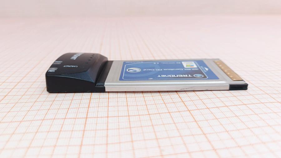 120-243-001 Сетевая карта PCMCIA TRENDnet TE100-PCBUSR #7