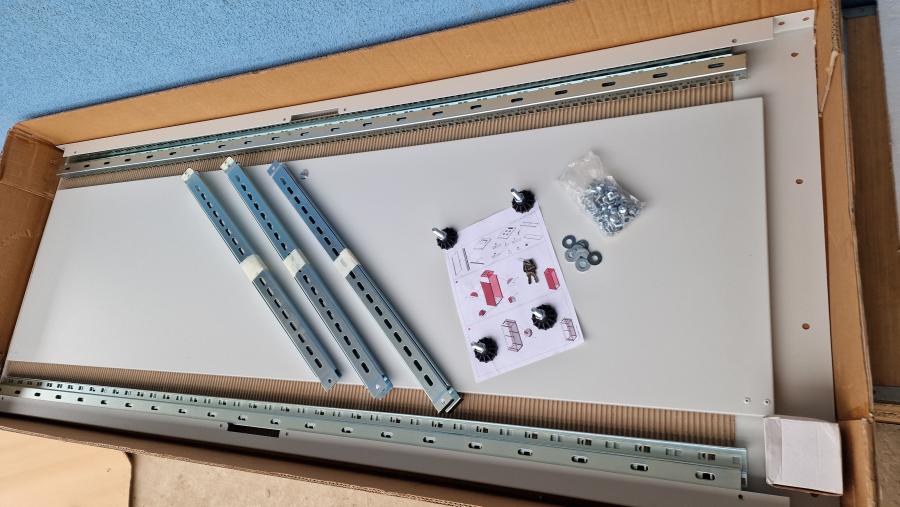 192-007-001 Шкаф телекоммуникационный ESTAP ECO42U68GF1R1 #1