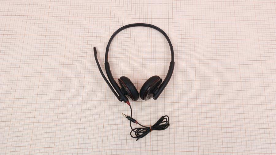001-067-002 Стереогарнитура PLANTRONICS Blackwire 325T #1