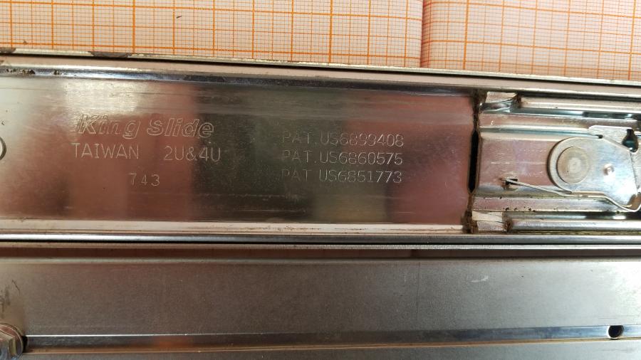 200-002-001 Комплект рельс в стойку KING SLIDE US6899408 US6860575 US6851773 US6935710 #3