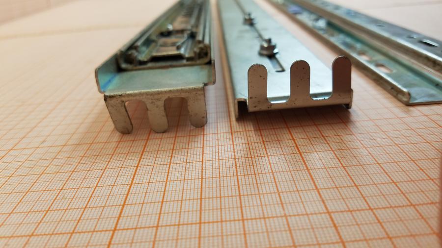 200-002-001 Комплект рельс в стойку KING SLIDE US6899408 US6860575 US6851773 US6935710 #6