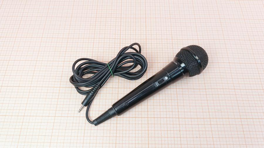 001-082-001 Микрофон THOMSON M135D #1