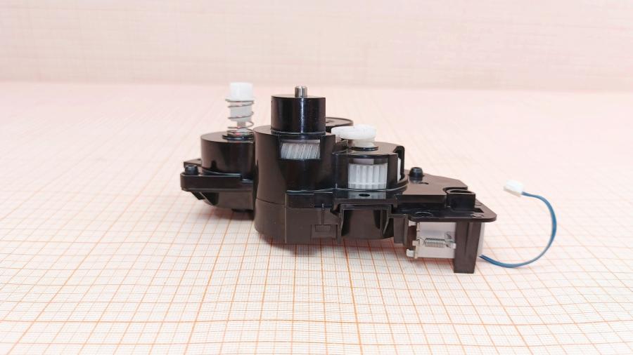 215-075-001 Двигатель печатной техники KYOCERA 302LV94253 #3