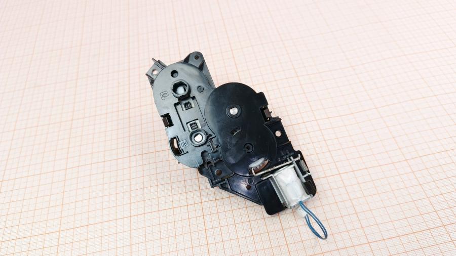 215-075-001 Двигатель печатной техники KYOCERA 302LV94253 #7