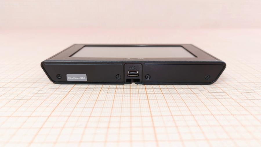 001-098-001 Автонавигатор MIO Moov 360 #3