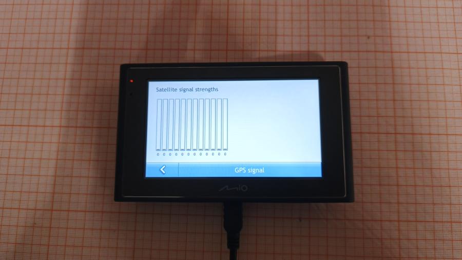 001-098-001 Автонавигатор MIO Moov 360 #10