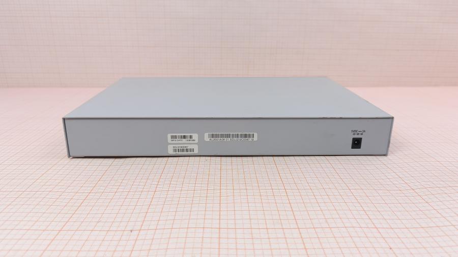 001-101-001 Коммутатор неуправляемый NORTEL BayStack 70-8T Switch #7