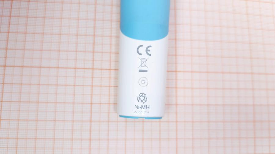 001-117-001 Электрическая зубная щетка BRAUN Oral-B Vitality D12.523.1 #9