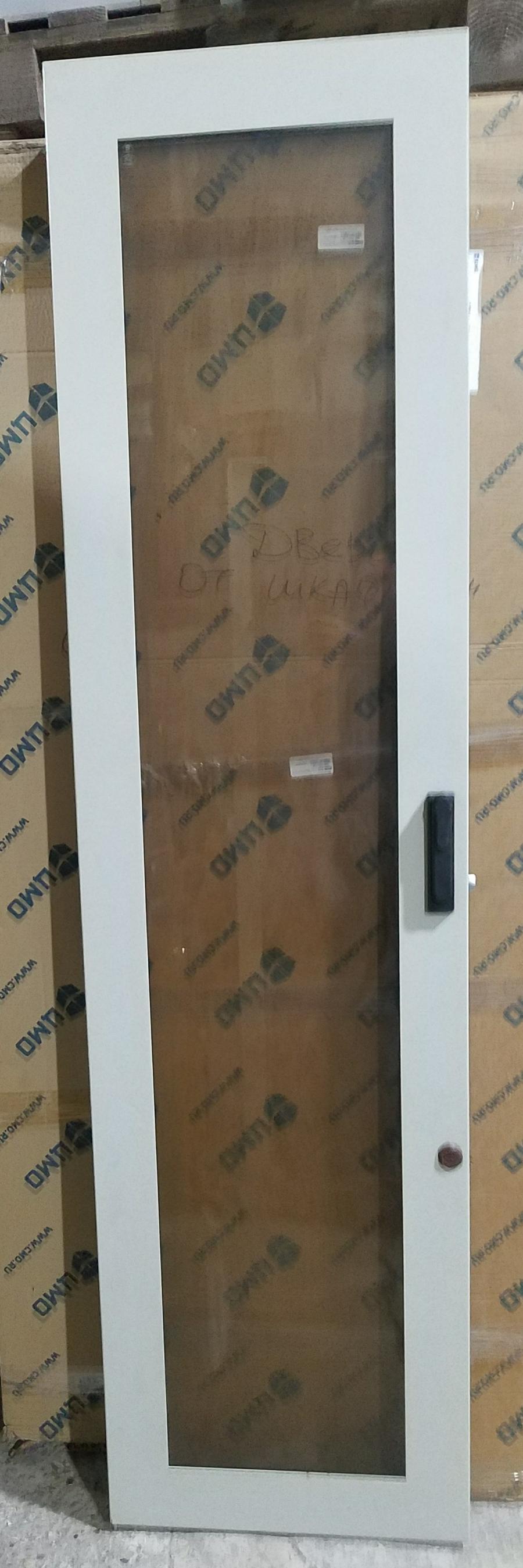 215-090-001 Дверь  45U 2016×523×20 мм #1