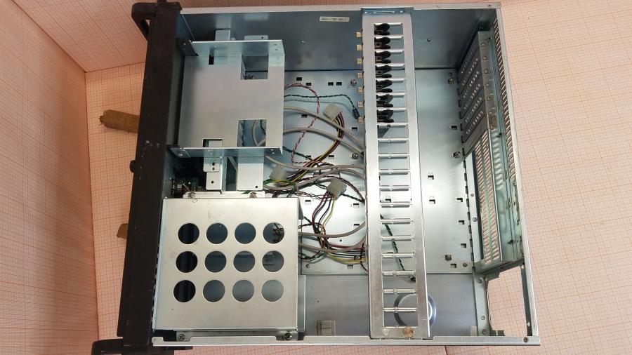 226-283-001 Серверный корпус ExeGate 4U600A1R #9