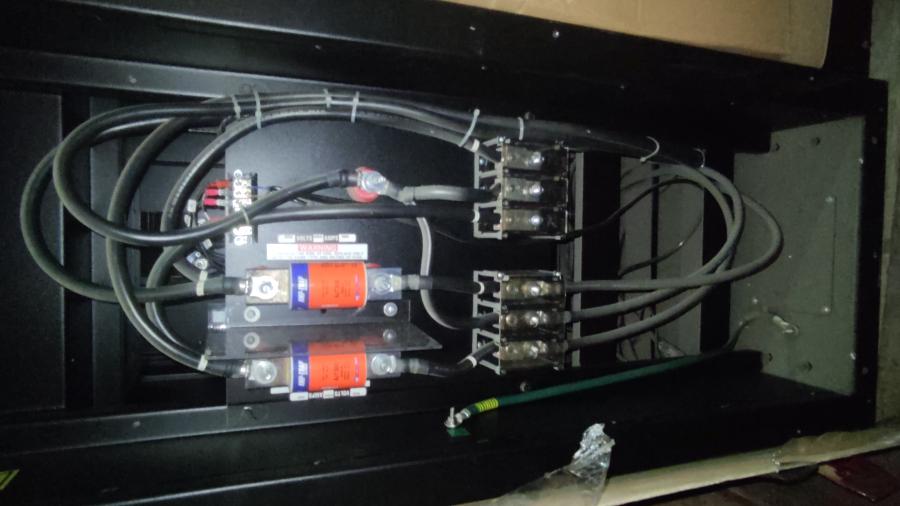 192-023-001 Шкаф для аккумуляторных батарей APC Symmetra PX-XR 80kW SLB80XRL #12