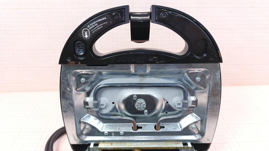 001-160-001 Сэндвичница REDMOND RMB-611 #13