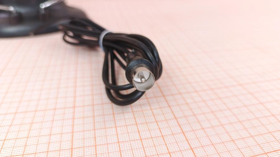 001-185-001 ТВ Антенна DENN DPA 200 #6