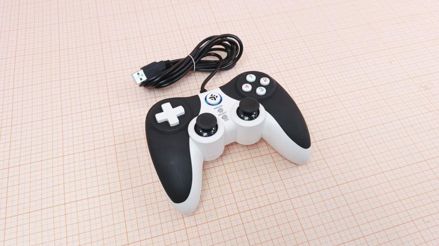 001-194-001 Игровой контроллер DEXP G-2 #1