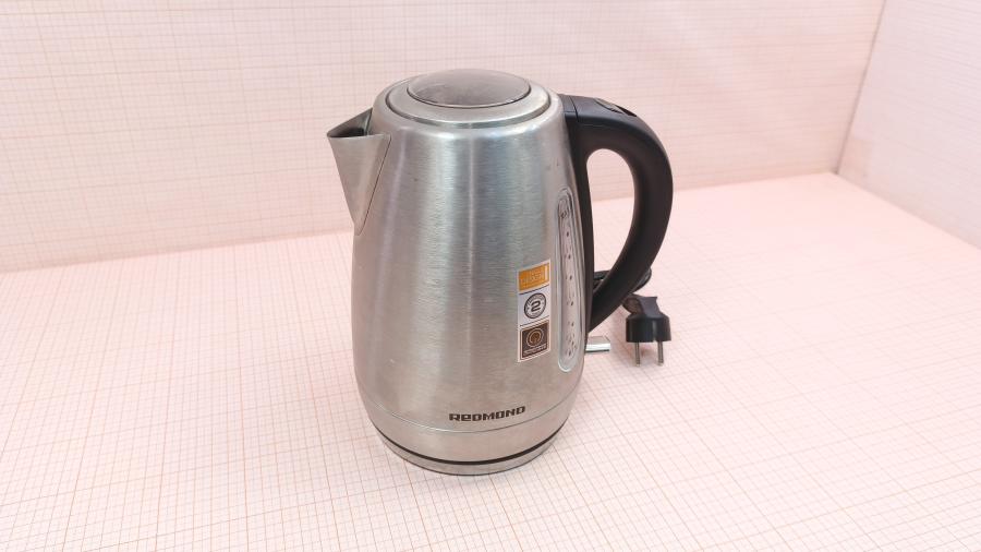 001-247-001 Электрический чайник REDMOND RK-M165 #1