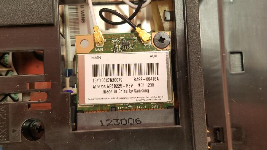 232-007-001 Ноутбук SAMSUNG NP355V5C #15