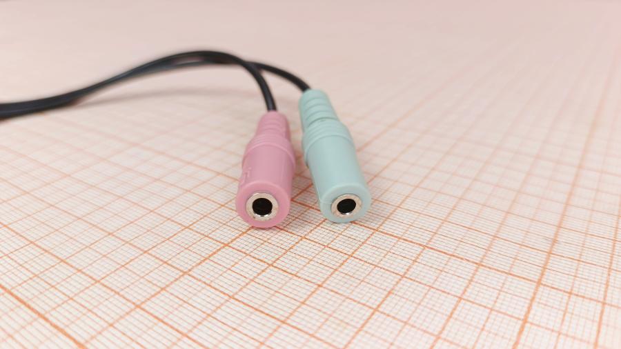 001-312-001 Кабель интерфейсный  2x MiniJack 3.5 3Pin (F) - MiniJack 3.5 4Pin (M) #2