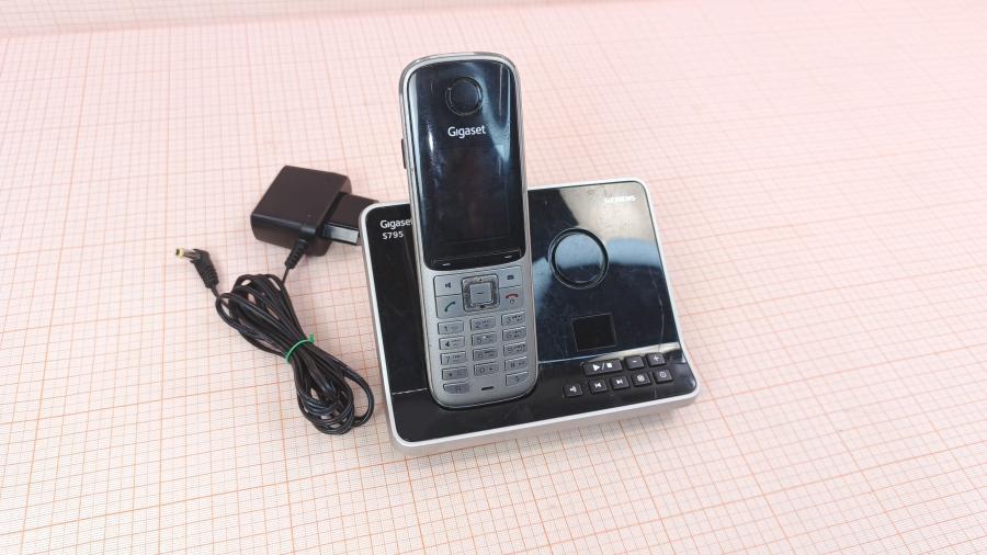 001-324-001 Телефон SIEMENS Gigaset S795 #1