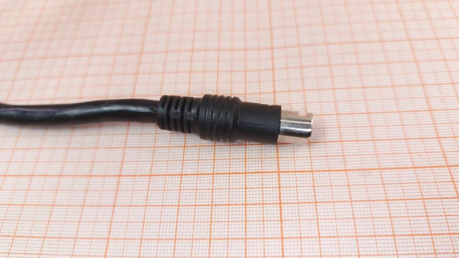 001-328-001 RCA video cable  S-VIDEO 10Pin (M) - 6x RCA (M) 2m #2