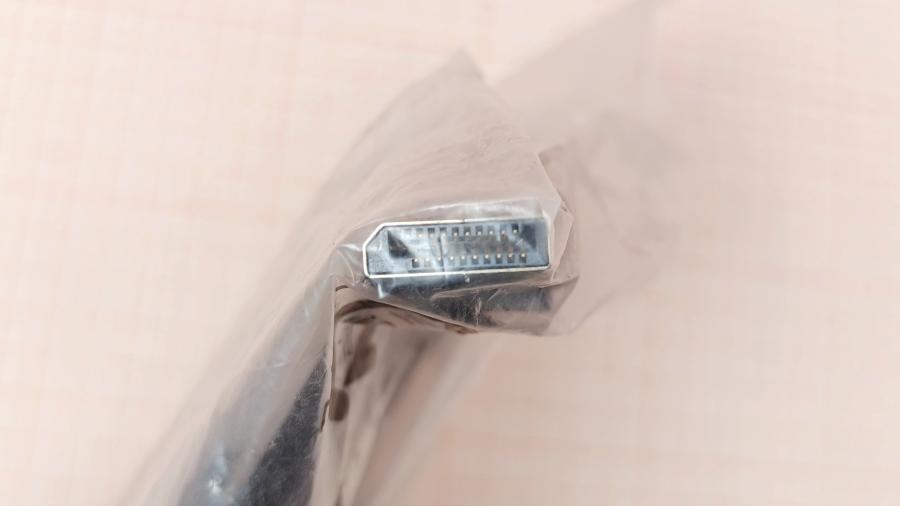 001-331-002 Кабель Display Port BizLink 089G-187BAA-1 #4