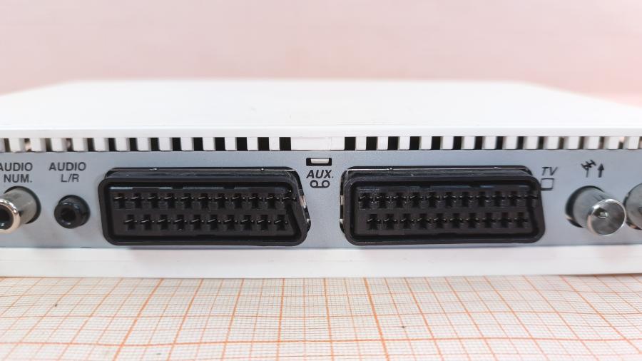 168-034-004 IPTV приставка SAGEM ITAD83 #8