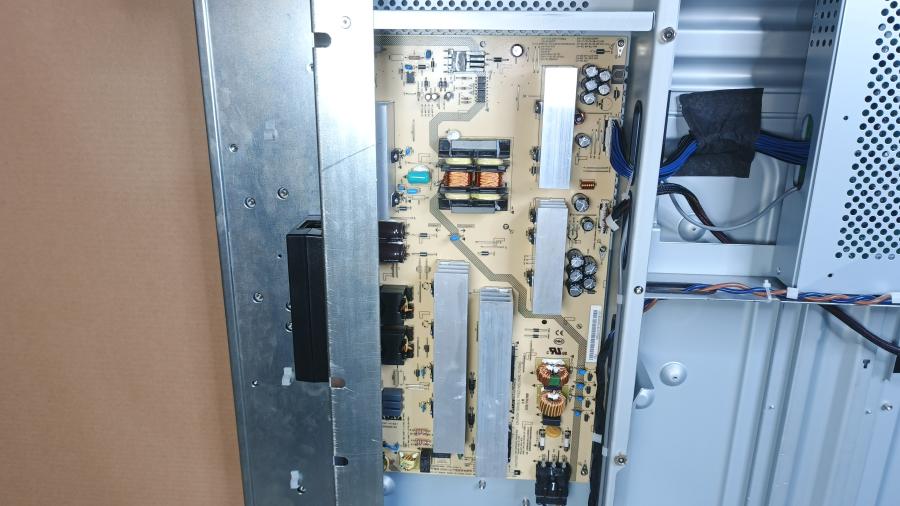 233-001-001 Система видеоконференцсвязи CISCO MX800 (CTS-MX800S-2CAM) #16
