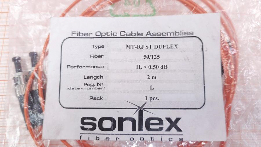 001-422-001 Патч-корд  MT-RJ - ST DUPLEX #2